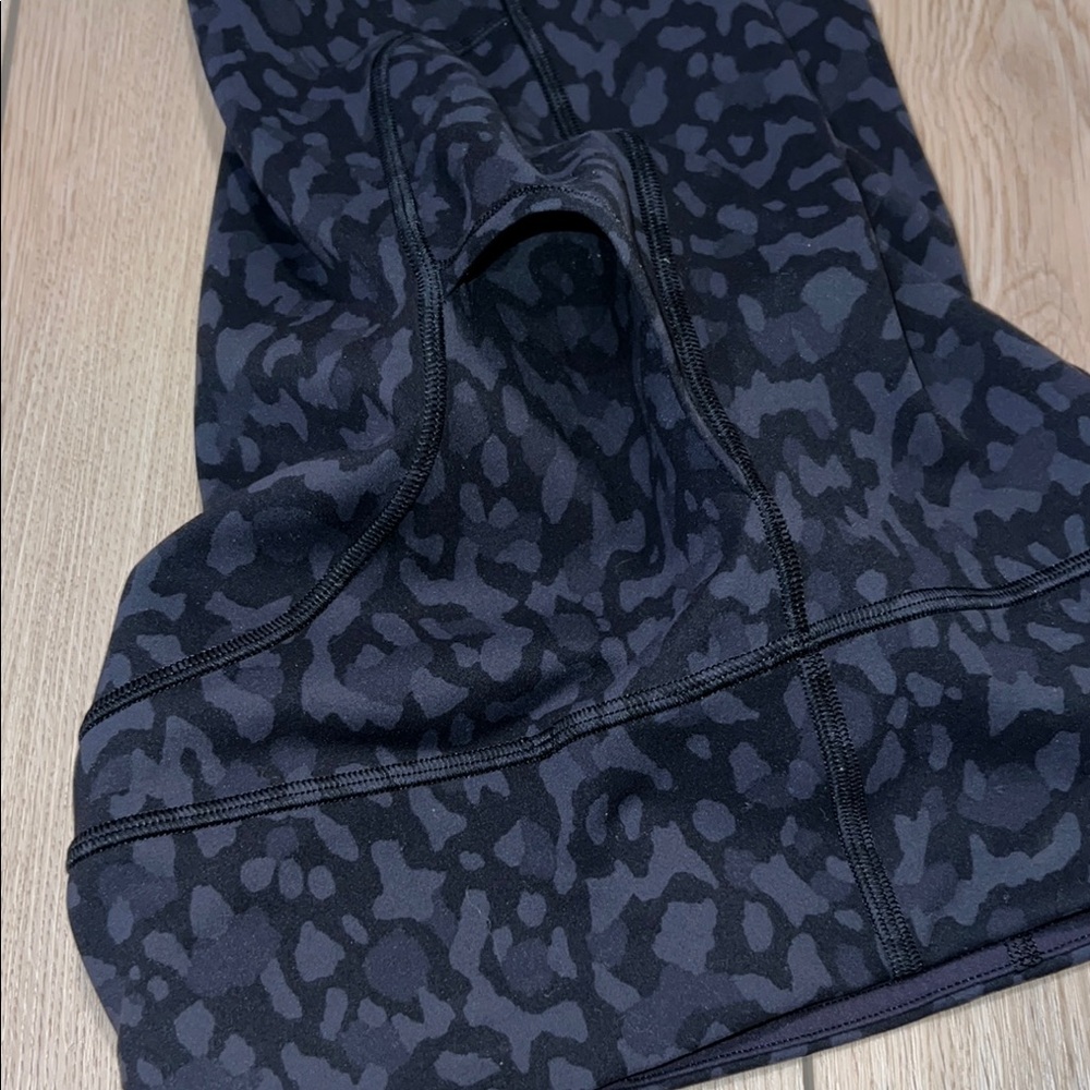 EUC - Lululemon Fast and Free High-Rise Crop 23" *Non-Reflective - Picture 7 of 11